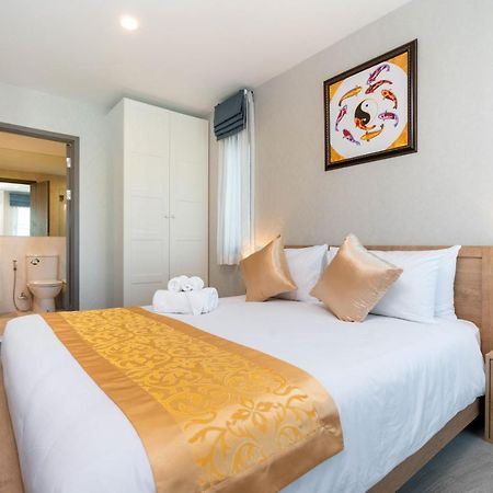 The Apartment At The Title Residencies Naiyang Beach 푸껫 외부 사진
