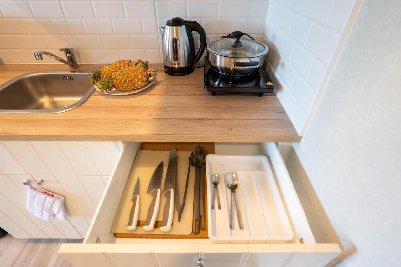 The Apartment At The Title Residencies Naiyang Beach 푸껫 외부 사진