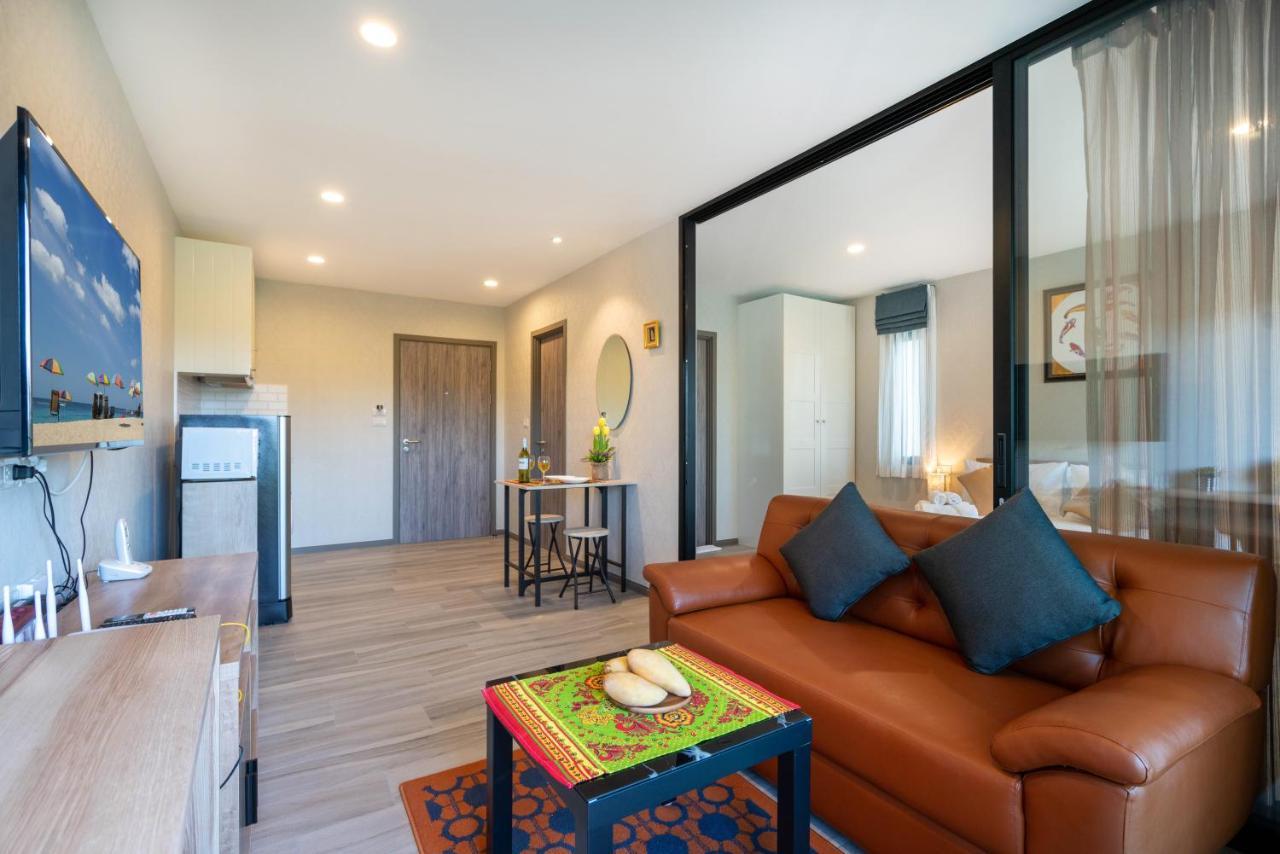 The Apartment At The Title Residencies Naiyang Beach 푸껫 외부 사진