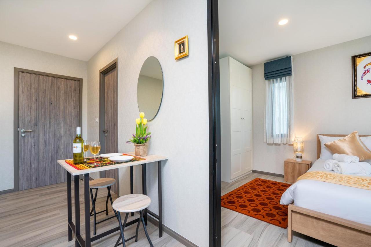 The Apartment At The Title Residencies Naiyang Beach 푸껫 외부 사진