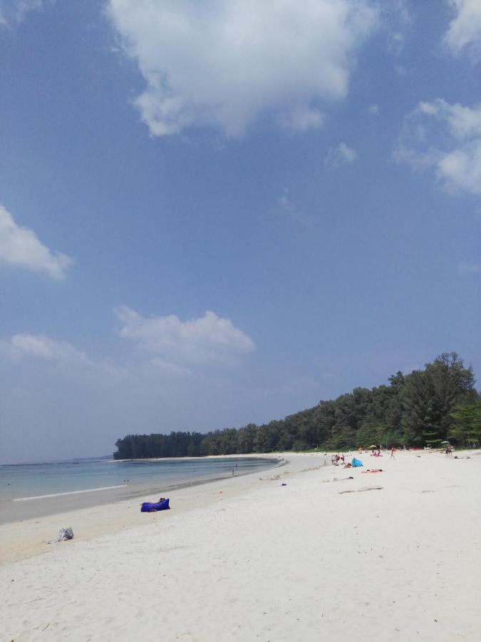 The Apartment At The Title Residencies Naiyang Beach 푸껫 외부 사진